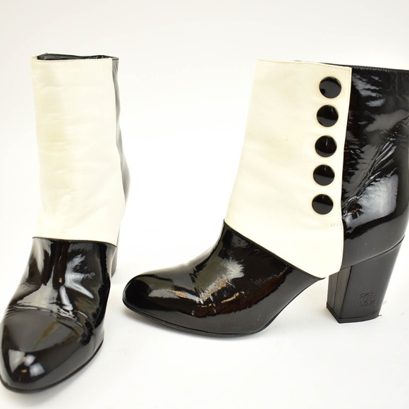 CHANEL Black/White Leather Button "CC" Short Boots - Picture 1 of 8